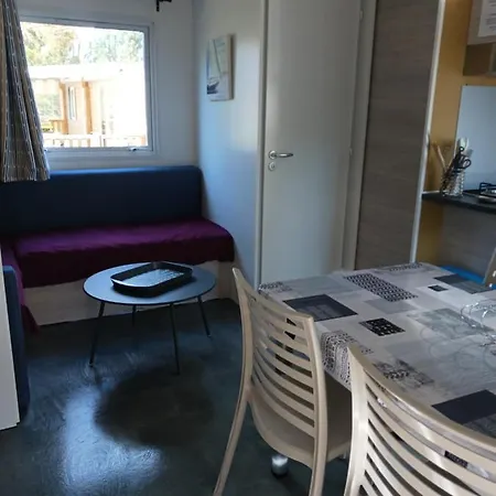 Mobil 4-6 Places St Brėvin Les Pins 44 *