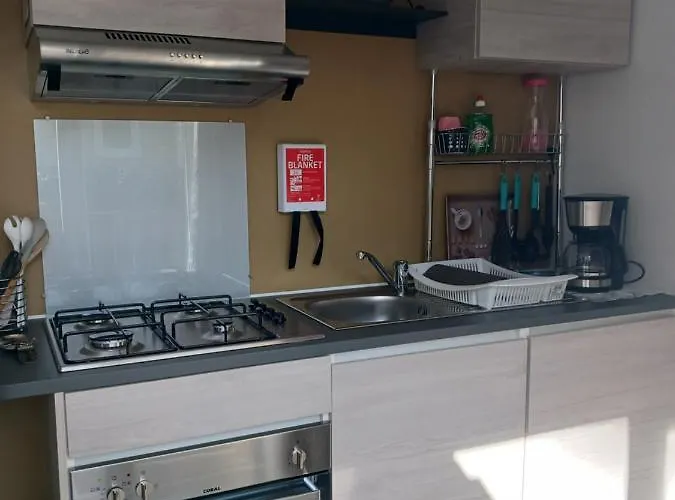 Mobil 4-6 Places St Brevin Les Pins 44 *