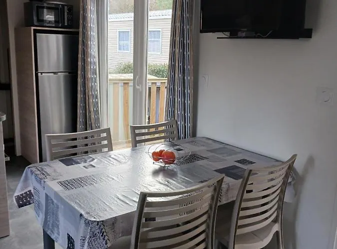 Mobil 4-6 Places St Brevin Les Pins 44 *